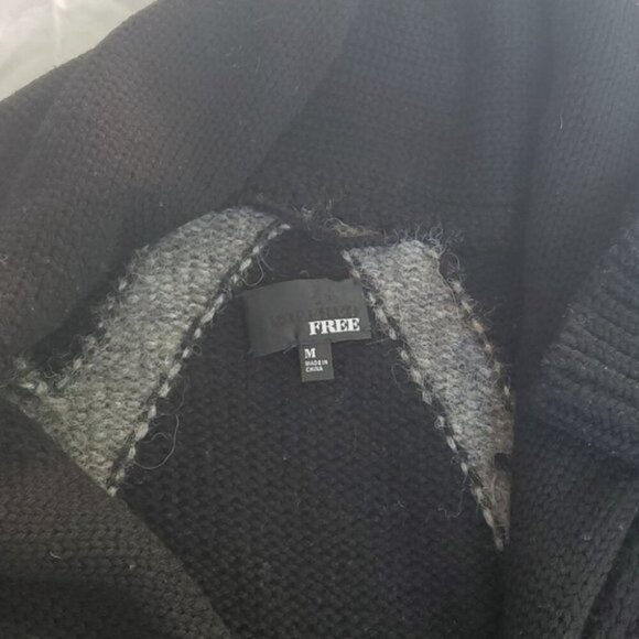 Aritzia Wilfred Free Alpaca and Merino Wool Sweater Size M - Picture 3 of 11